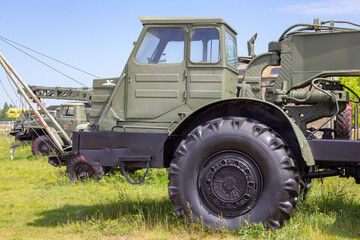 Obraz premium Self-propelled scraper with a uniaxial tractor MoAZ-546P produced by the Mogilev Automobile Plant named after CM. Kirov. Park complex of history of technology named after K.G. Sakharov in Togliatti. 