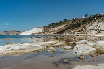 Cercles muraux Scala dei Turchi, Sicile Scala dei Turchi,Sicily,Italy.View of white rocky cliffs,turquoise clear water and beach.Sicilian seaside tourism,popular tourist attraction.Limestone rock formation on coast.Travel holiday scenery