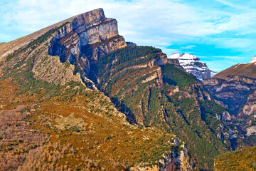 Fototapeta premium Punta de las Olas, Canon de Anisclo, Anisclo Valley, Geopark Area, Ordesa y Monte Perdido National Park, Pyrennes, Fanlo, Sobrarbe, Huesca, Aragon, Spain, Europe