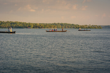 Canoe trip through Astamudi Lake, Munroe Island