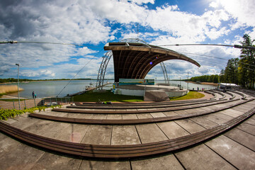 Amfiteatr Jezioro Miedwie Morzyczyn 2021 © Dariusz