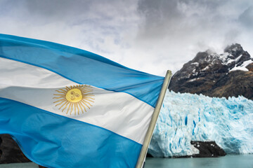 Argentine flag with Spegazzini glacier
