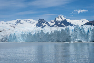 Fototapeta na wymiar South face of the Perito Moreno glacier