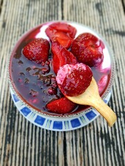 berries grits on yogurt 