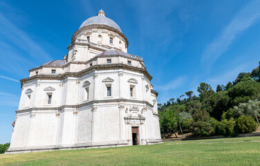 Fototapeta na wymiar todi church of Santa Maria della consolazione