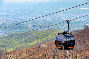 Cable car railway gondola