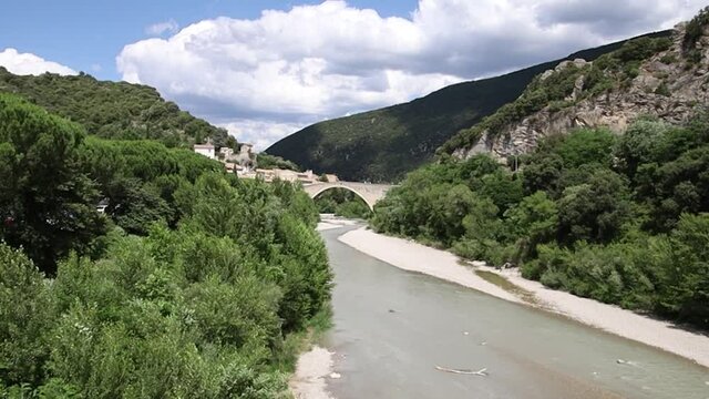 pont roman de la ville de Nyons