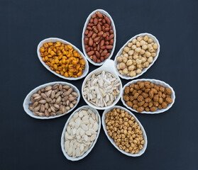 
mixed nuts