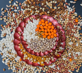 
mixed nuts
