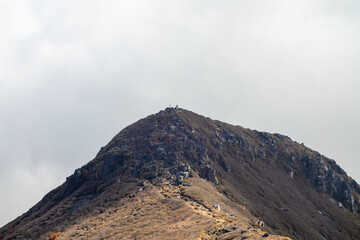 大分県の紅葉のくじゅう連山の風景  Mt.Kujyu range scenery of autumn leaves in Oita Prefecture 