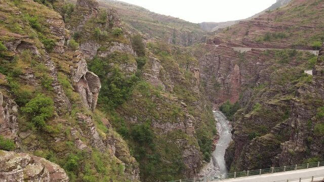le pont de la mari&eacute;e - Gorges de Daluis 