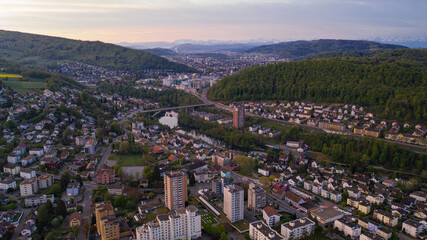 Super Aussicht auf den Klöntalersee im Kanton Glarus. Festgehalten mit der Dji Mavic Pro Drohne....