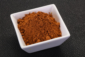 Cocoa powder in the bowl