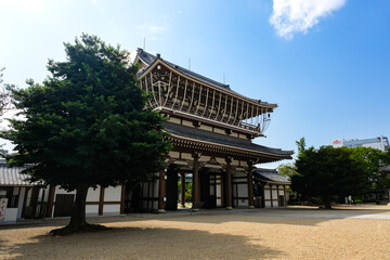 愛知県名古屋市 真宗大谷派名古屋別院 山門