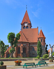 Fototapeta na wymiar Dahlenburg: St.-Johannes-Kirche (1302/1905, Niedersachsen)