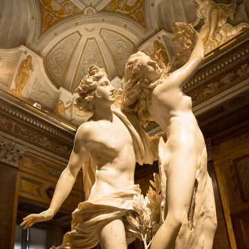 Bernini Statue: Apollo e Dafne (Apollo and Daphne)