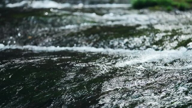 清流 きれいな水（熊本県菊池渓谷）スローモーション