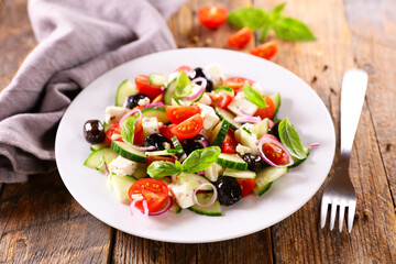 fresh vegetable salad on plate