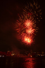 Feu d'artifice , 14 juillet, 2021, Choisy le Roi, 94, Val de Marne