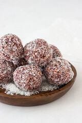 Energy bolls