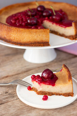 New York cheese cake with berry jam