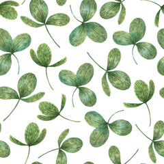 Seamless watercolor pattern of clover leaves.