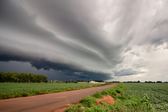 Shel Cloud over the road