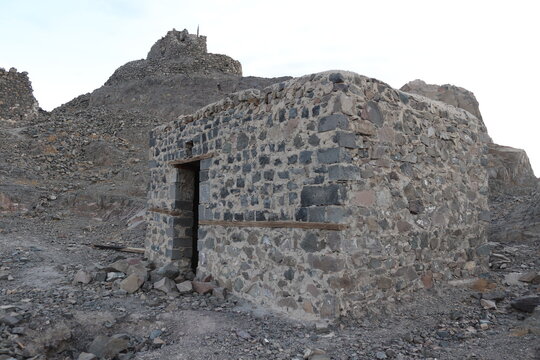 Town Madena in Saudi Arabia Mousqe sky Mountain