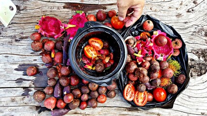 Fruits and vegetables are preparing to make compost fertilizer