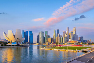 Fototapeta premium Downtown Singapore city skyline. Cityscape of business district area