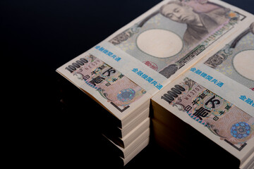【お金】1000万円・札束・お金持ち【ビジネス】