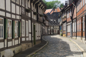 Fototapeta na wymiar Goslar - Fachwerkhäuser in der historischen Altstadt, Niedersachsen, Deutschland, Europa