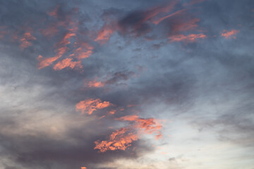 茜色の夕焼け空