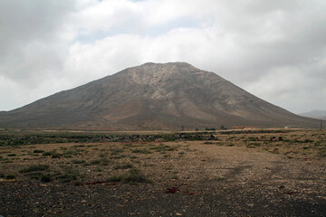 Różnorodny krajobraz wyspy Fuerteventura
