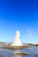 Eruption des Geysir Strokkur, Geothermalgebiet Haukadalur, Golden Circle, Südisland