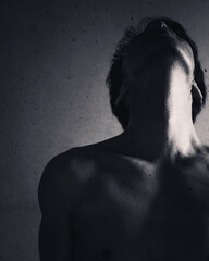 男性