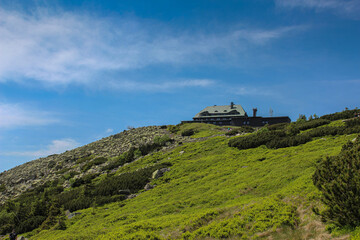 Fototapeta na wymiar View of the mountain chalet.