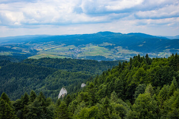 Fototapeta na wymiar view of the mountains, Pieniny, Poland