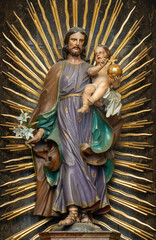 VIENNA, AUSTIRA - JUNI 17, 2021: The  St. Joseph carved statue in baroque church  Alserkirche.