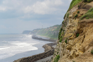 Fototapeta na wymiar 太平洋に沿って断崖が続く屏風ヶ浦の海岸線
