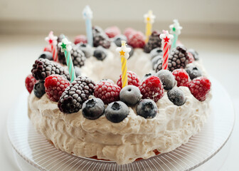 cake with berries