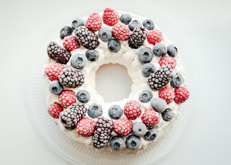 cake with berries