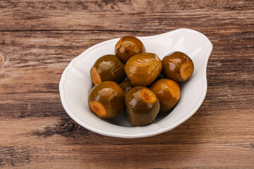 Marinated feijoa in the bowl