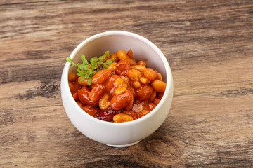 Baked kidney in tomato sauce