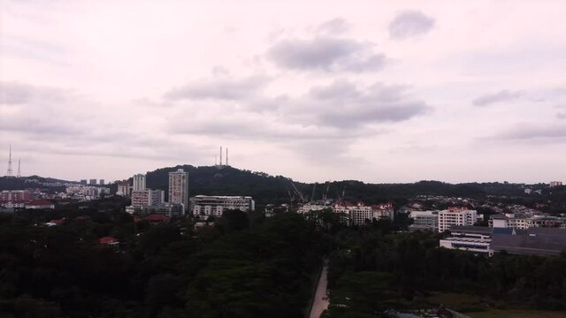   Clementi Forest Horizontal Panning Shot Overseeing Bukit Timah Hill