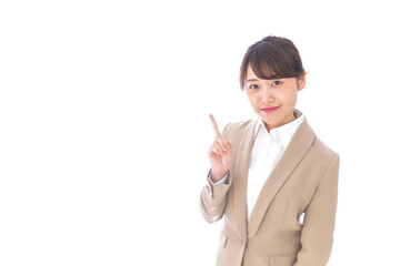 消毒液の噴霧をする医療従事者