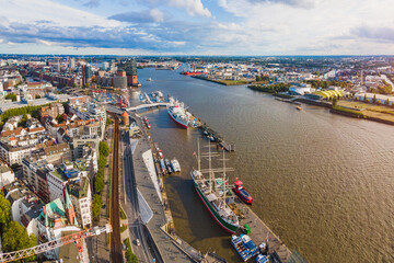 Fototapeta na wymiar Hamburg, Germany - city center with all the sights on the shore with a view of ships