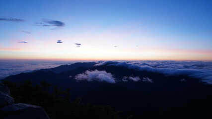 石鎚山　山頂からの夜明けからの日の出