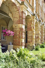 Zamek Międzylesie w Kotlinie Kłodzkiej na Dolnym Śląsku © Albin Marciniak