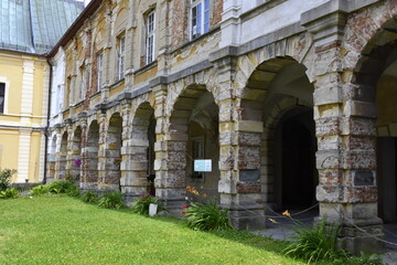 Zamek Międzylesie w Kotlinie Kłodzkiej na Dolnym Śląsku © Albin Marciniak